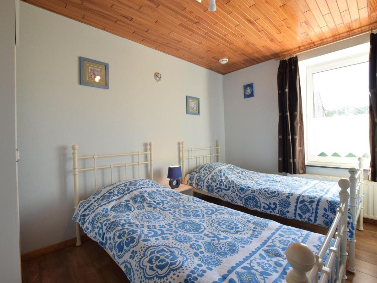 Cozy Holiday Home Near The Forest In Bovigny Holiday home *